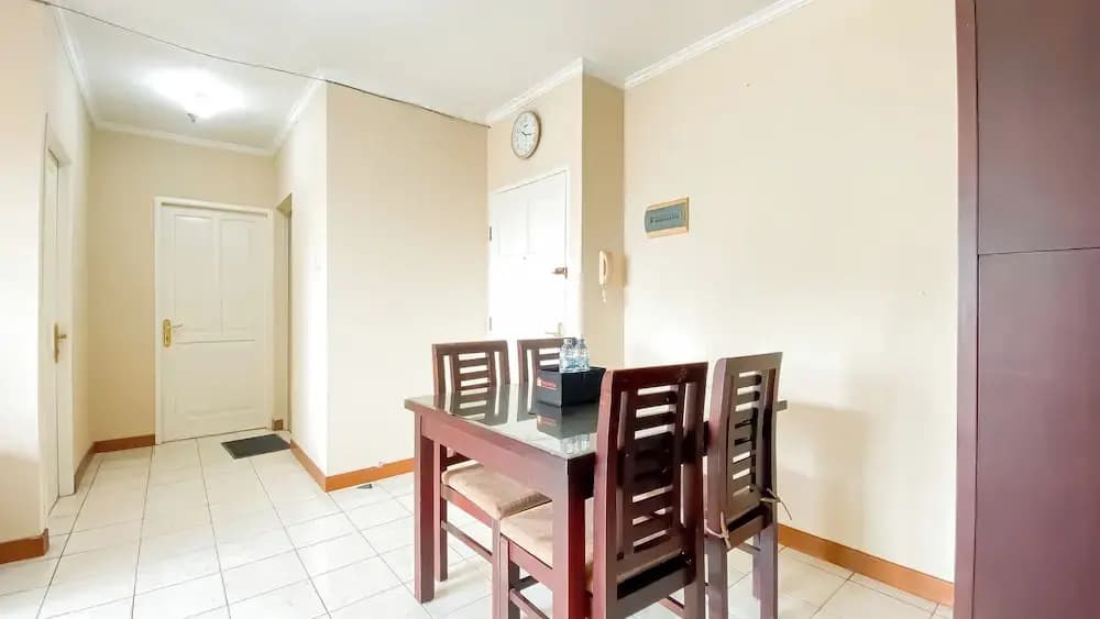 Spacious And Comfy 3Br At Puri Garden Apartment - photo 3