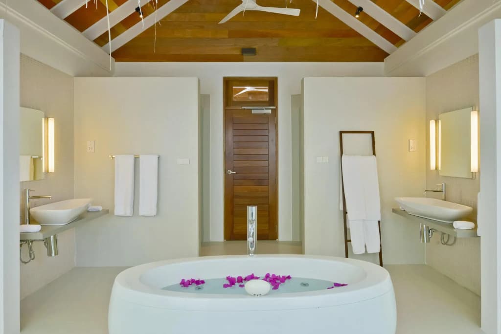 Kandolhu Maldives Resort - photo 11