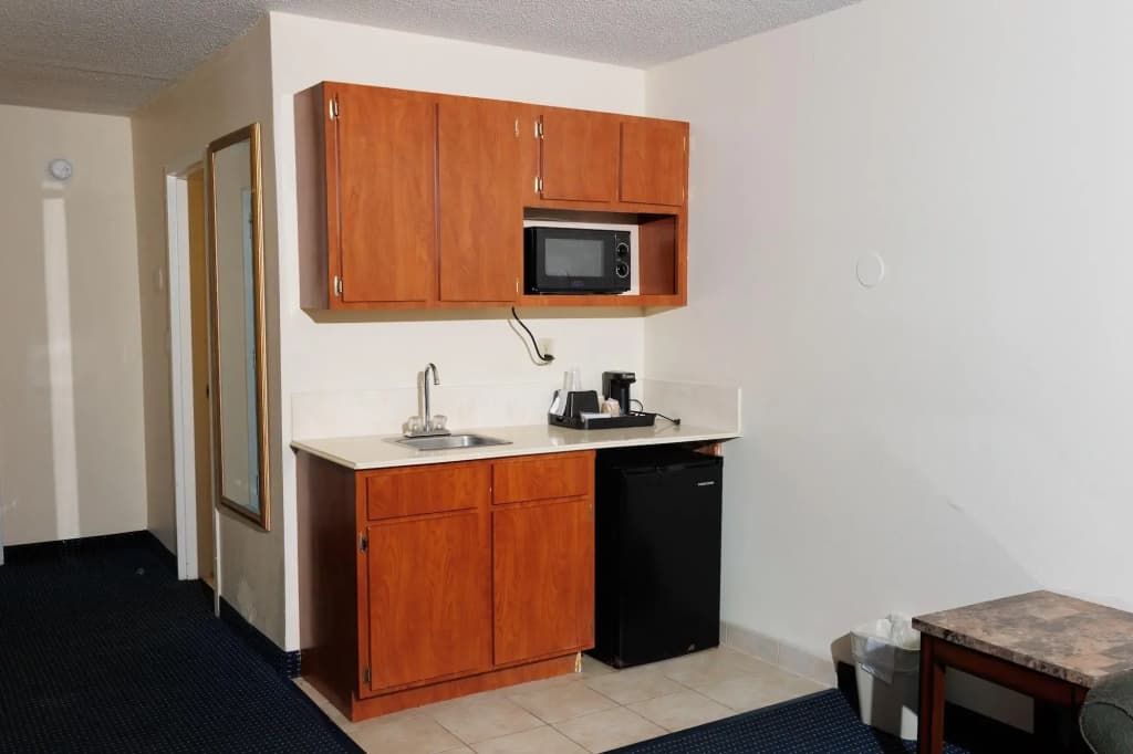 Garnet Inn & Suites, Orlando - photo 28