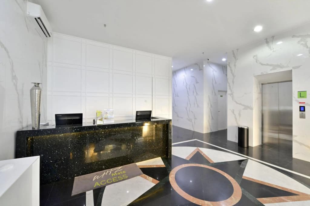 Whiz Hotel Falatehan Jakarta - photo 27