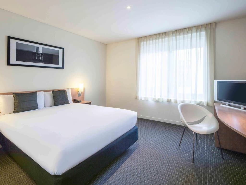 ibis Melbourne Hotel and Apartments - photo 4