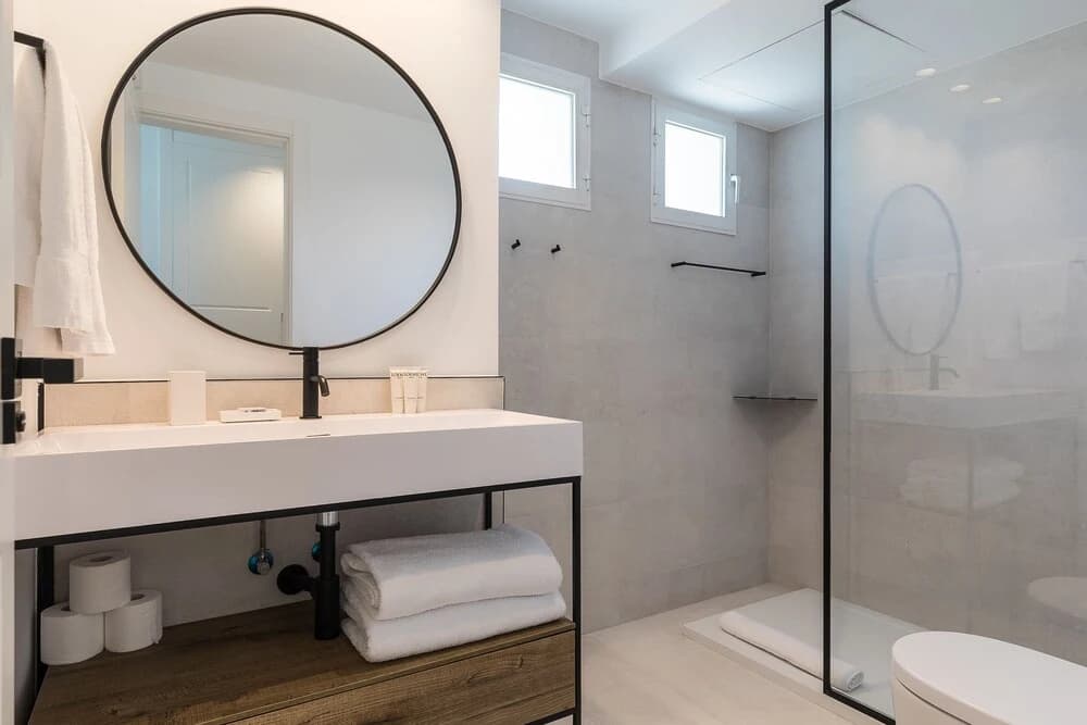 Feelathome Waldorf Suites Apartments - photo 9