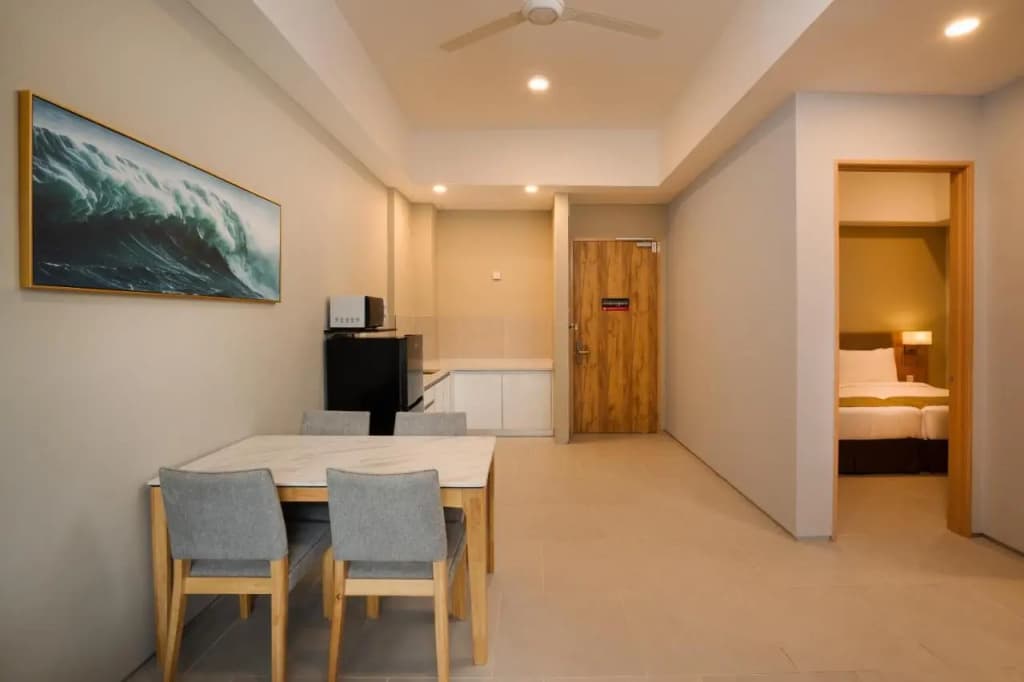 Zenith Suites Cameron - photo 3