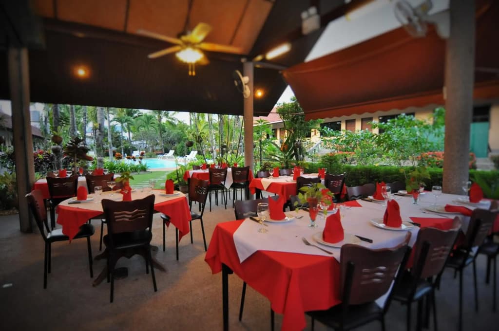 The Gold-Digger's Resort - photo 18