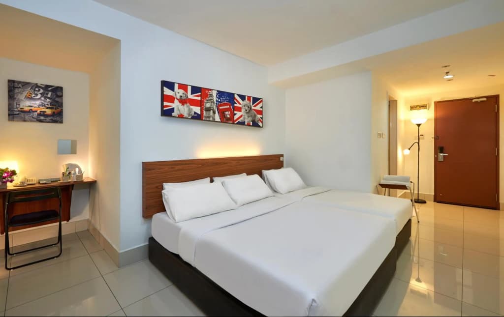 V Hotel - photo 11