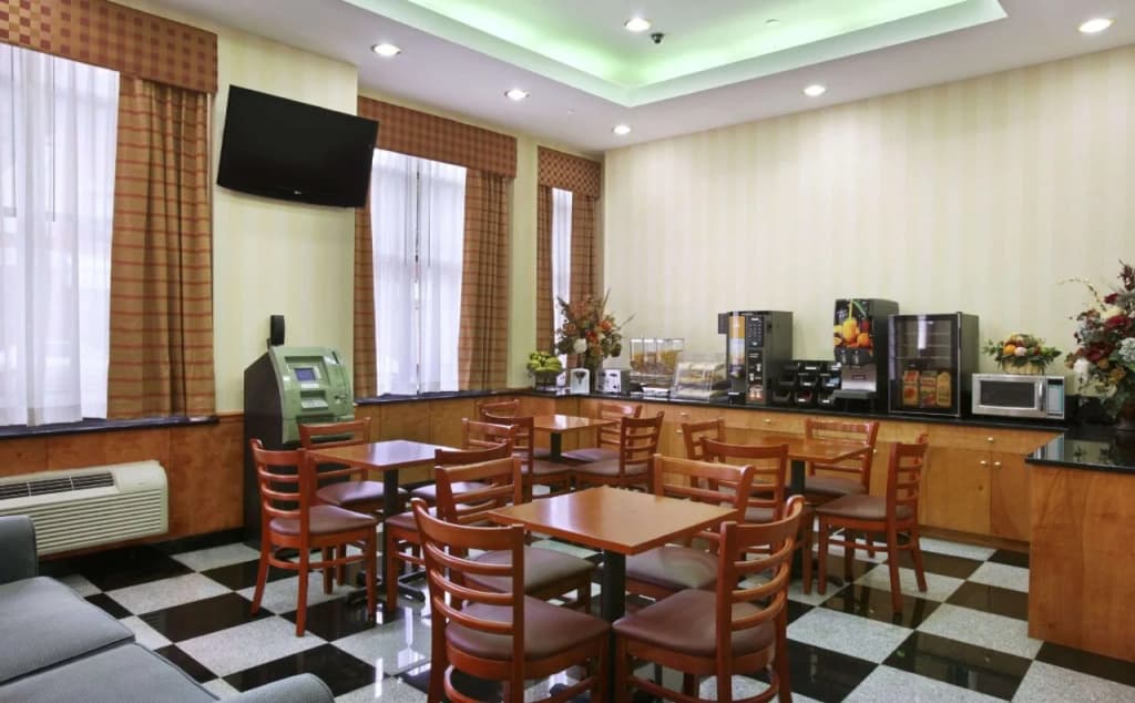 Royal Stay Hotel - photo 17