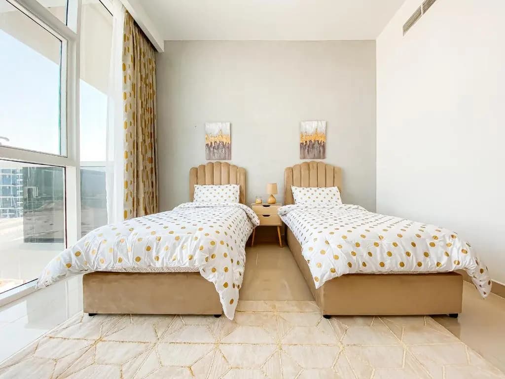 RH- Lovely 2 bedroom apartment, Lagoon View in Gateway Residences - photo 2