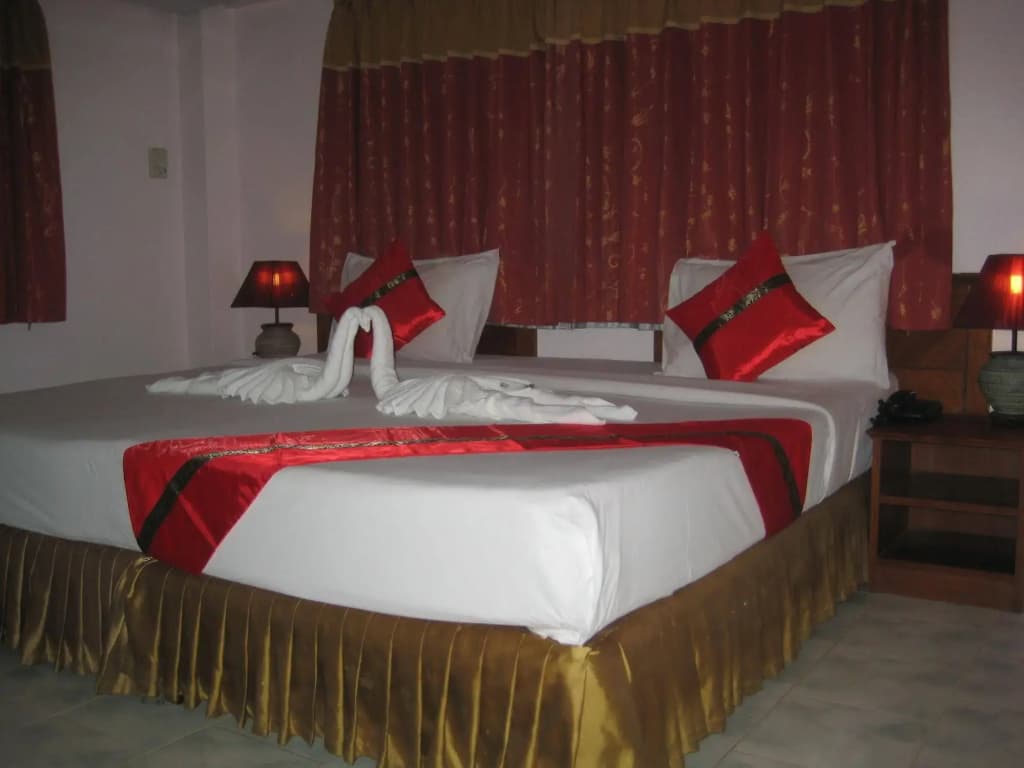 OYO 288 The Minotel Hotel - photo 7