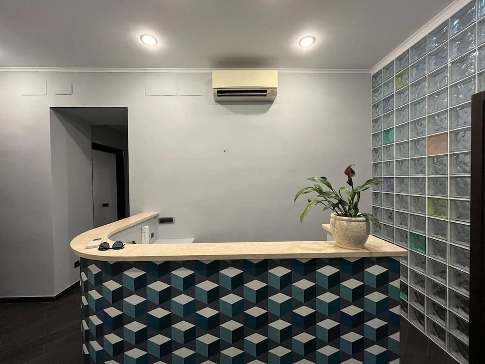 Cloud 9 Hotel - photo 2