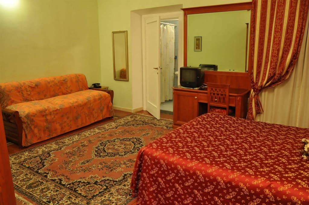 Hotel Sandra - photo 4