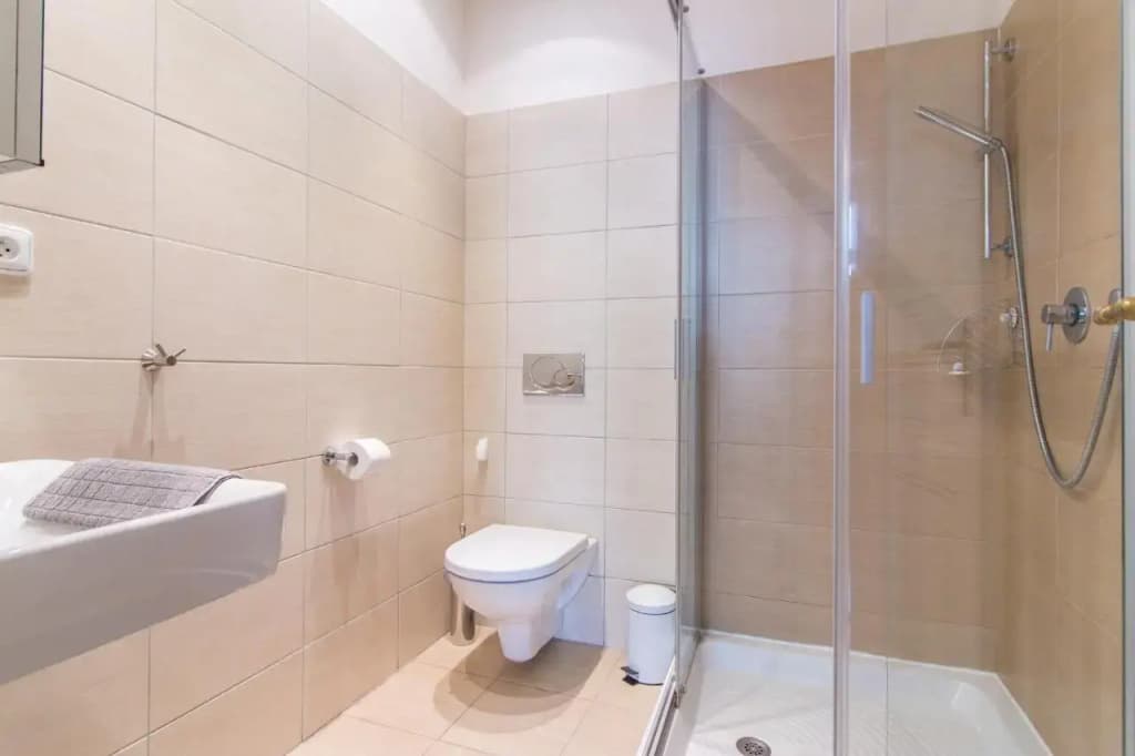 Lesser Town Apartment - photo 8