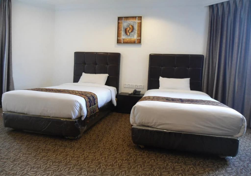 Regent Hotel - photo 6