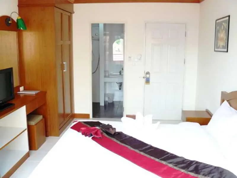 Kata Beach Center - photo 1