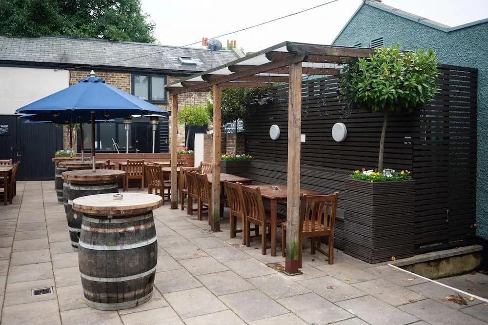 The Dukes Head Hotel - photo 18