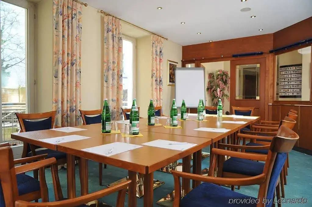 BB Hotel Berlin - photo 10