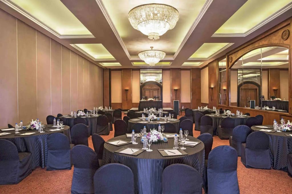 Eros Hotel New Delhi by IHG - photo 20
