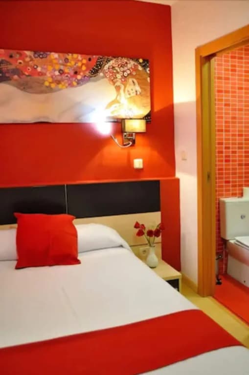 Hostal Falfes - photo 21