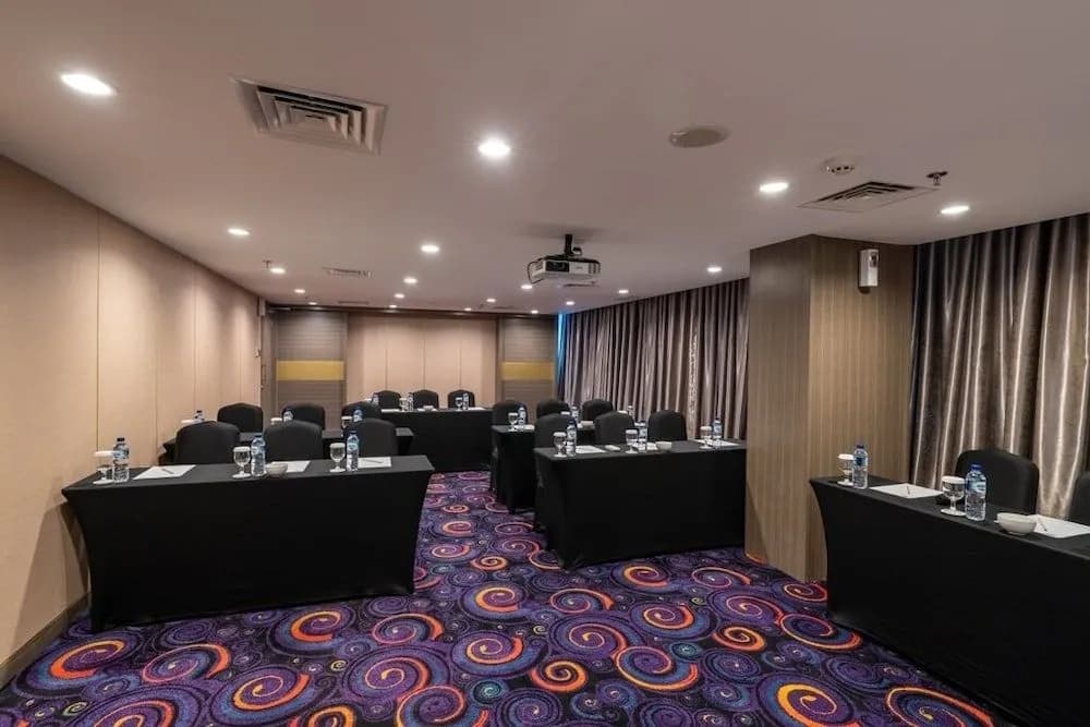 Arthama Hotel Jakarta - photo 13