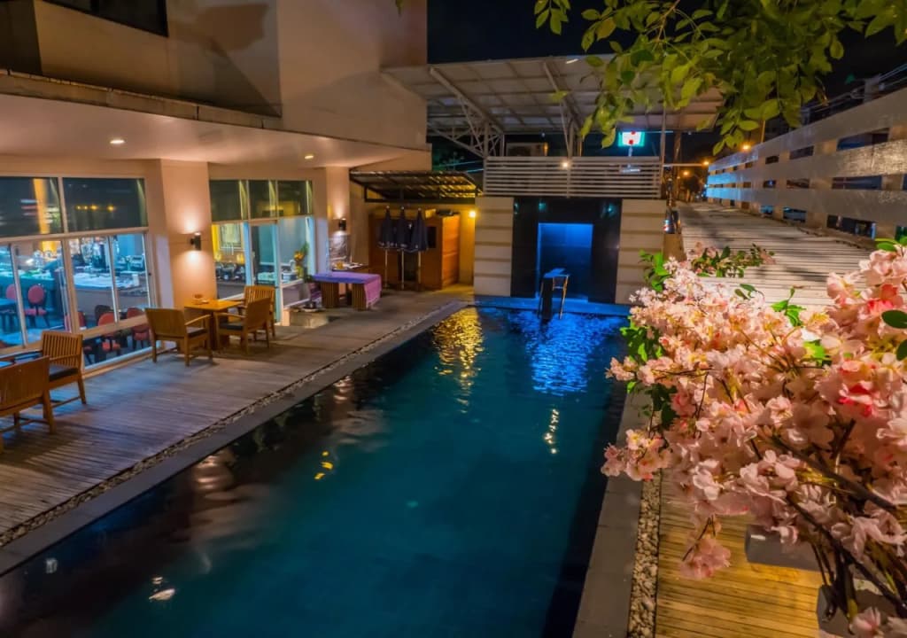 Atrium Boutique Hotel - photo 21