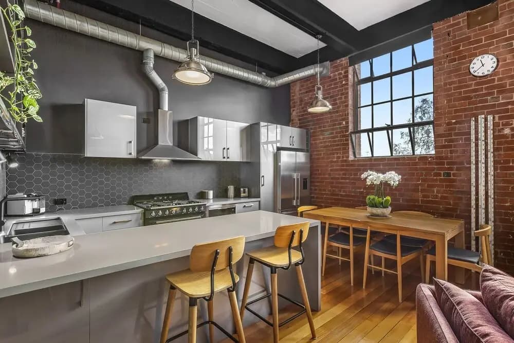BOUTIQUE STAYS - Loft on Rose - photo 16