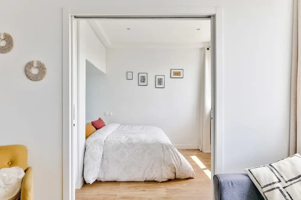 Nice T2 for 2 in Paris - photo 3