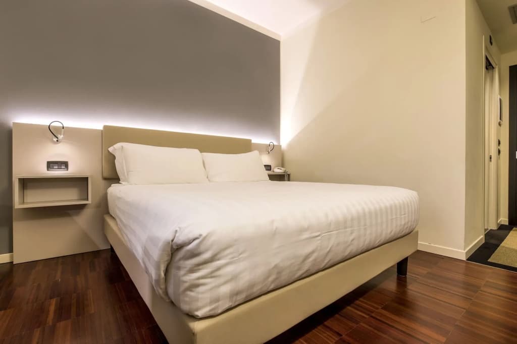 43 Station Hotel - photo 14