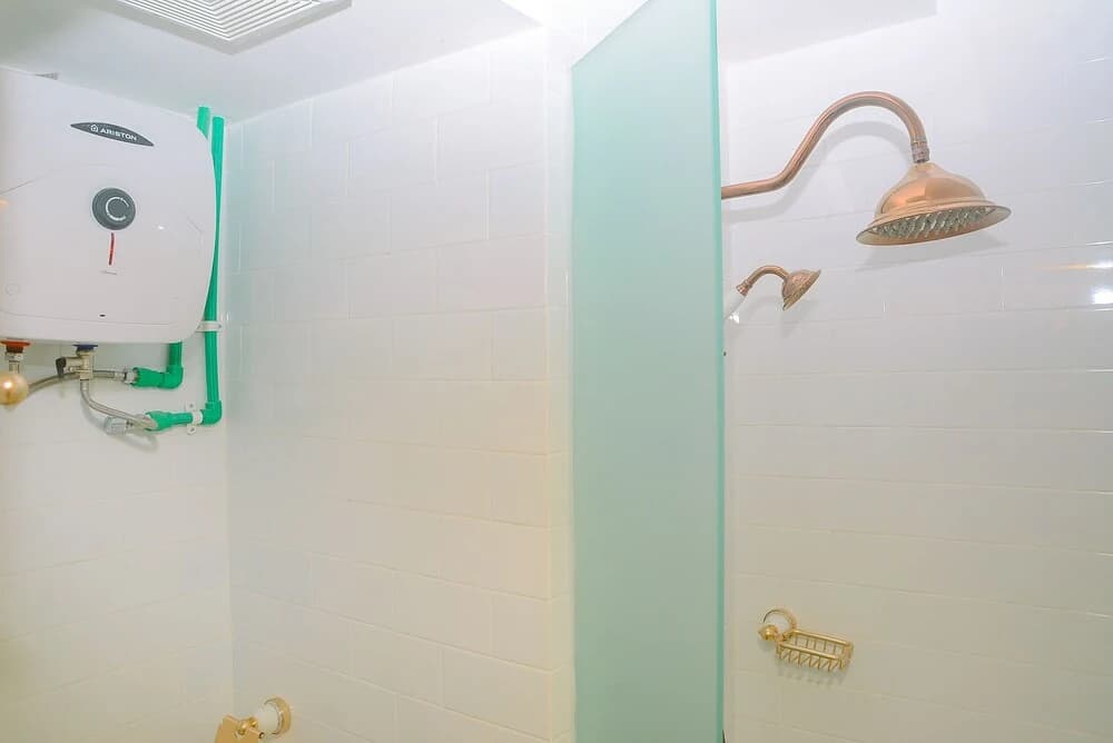 Modern Studio at Titanium Square Apartment - photo 6
