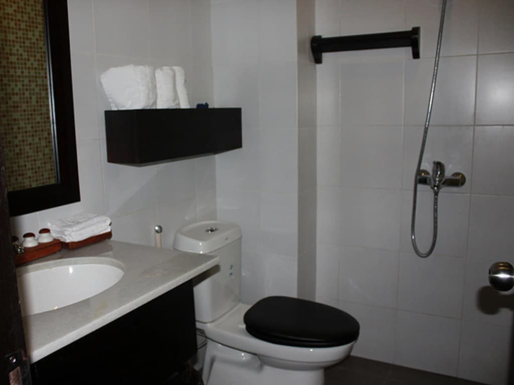 Cinnamon Hotel - photo 7