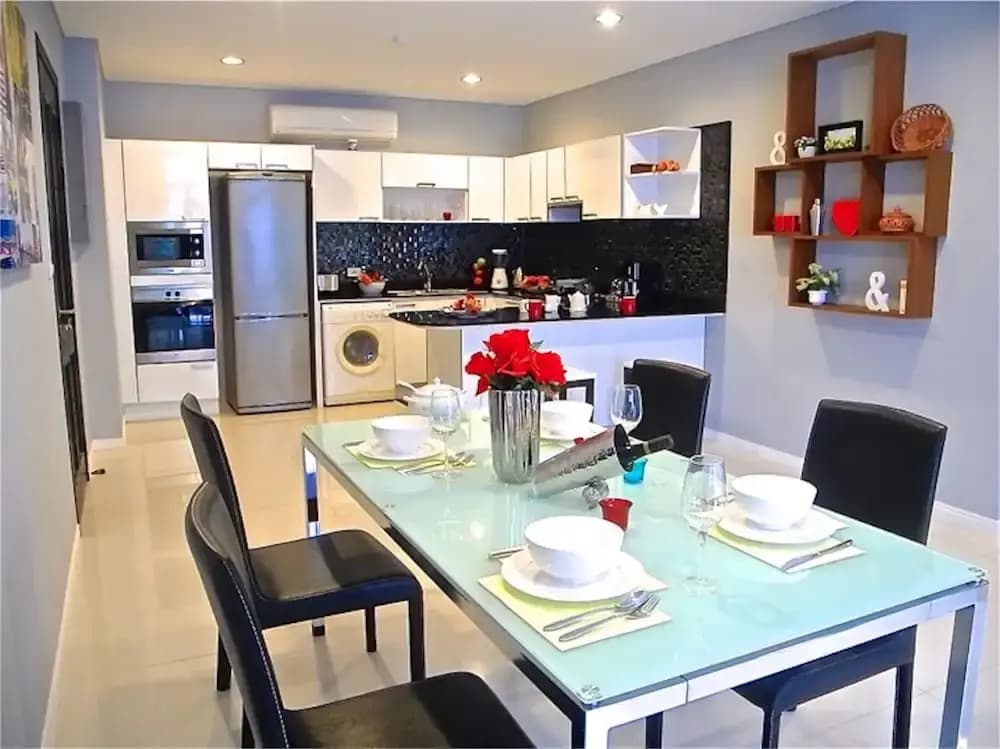 Kamala Regent 2 bedrooms Pool Access Apartment - photo 19