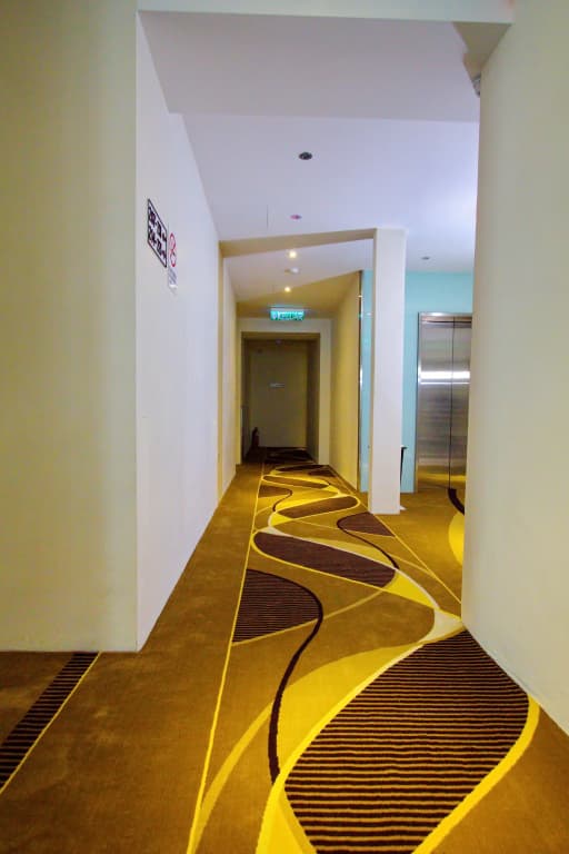 Elegant Hotel - photo 12