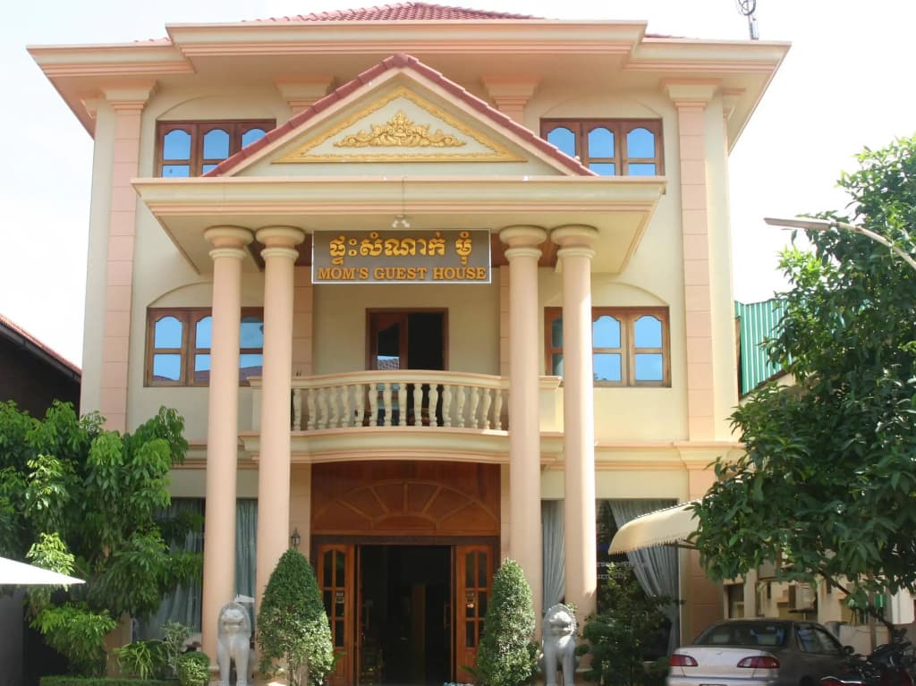 Mom's Guesthouse - photo 1