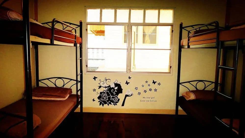 Baan Sathorn Backpacker Hostel - photo 6