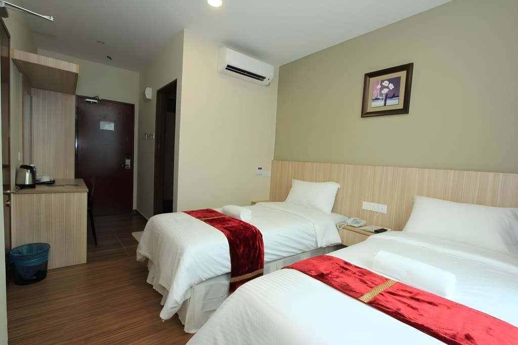 Veer Hotel - photo 18