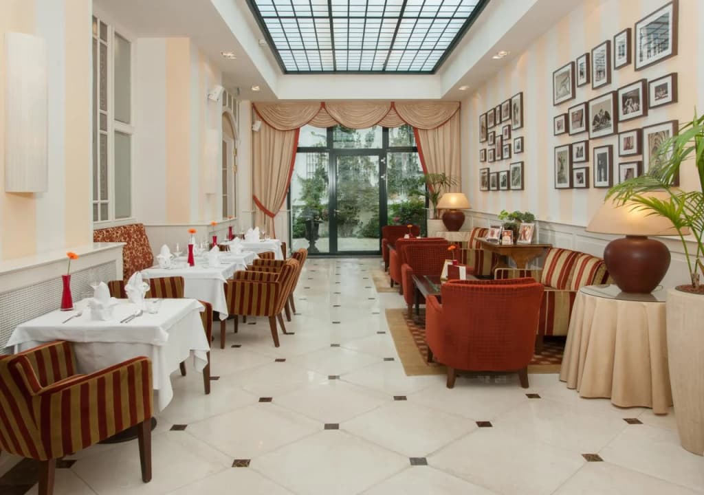 Hotel Kaiserhof Wien - photo 28