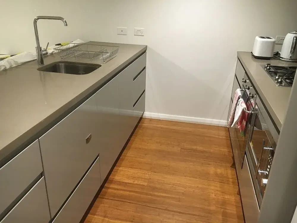 CBD Apartment in Perfect Location - photo 18