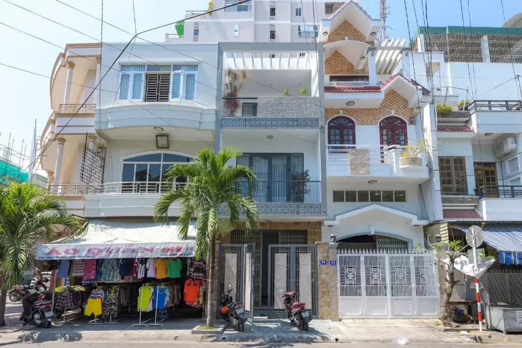 Lim's house - The Market Hideout House - main photo