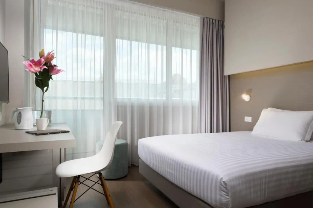 Glance Hotel In Florence - photo 2