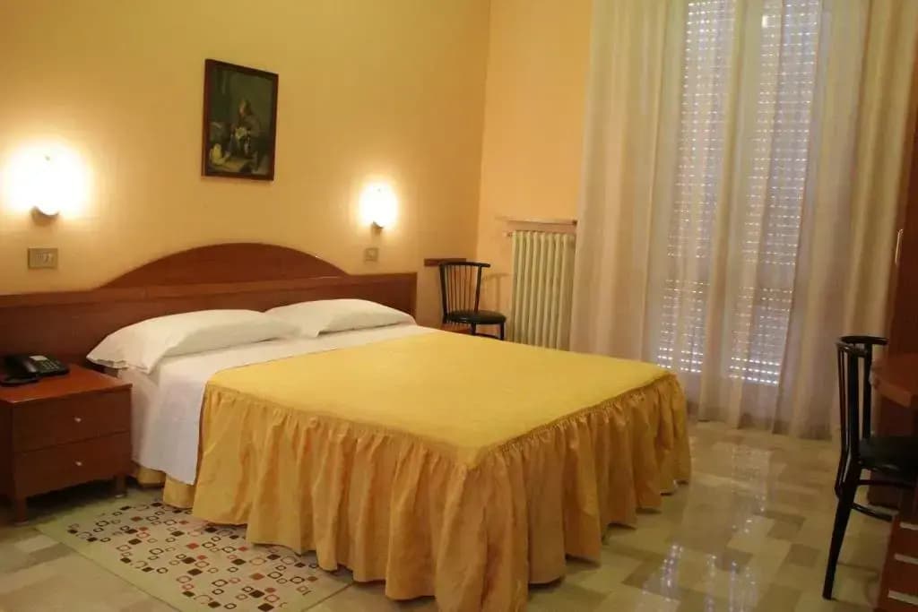 Hotel Capri - photo 5