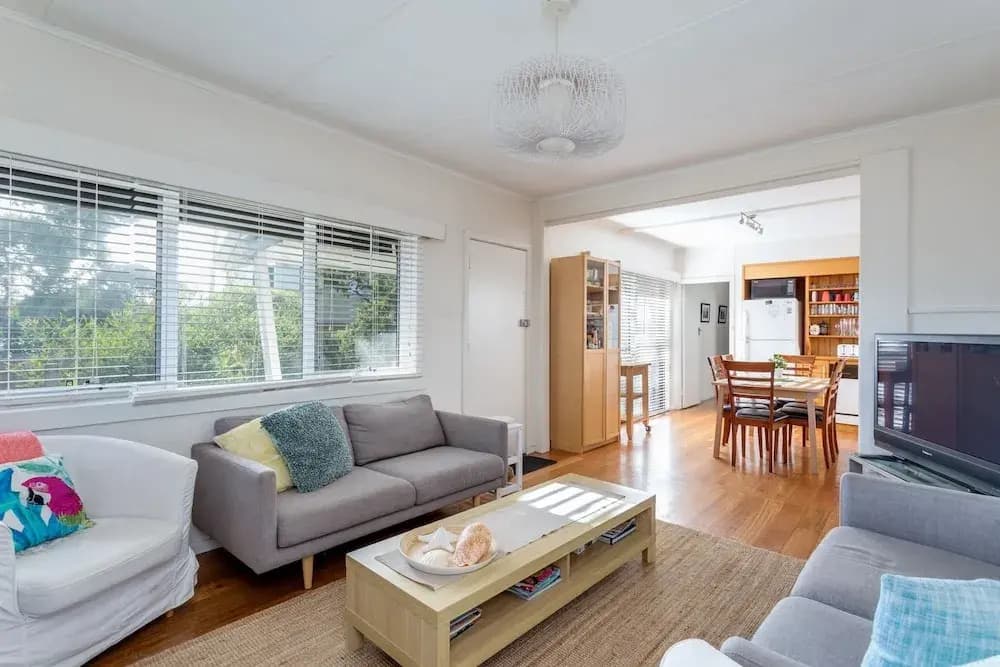 Bay Cottage - photo 1