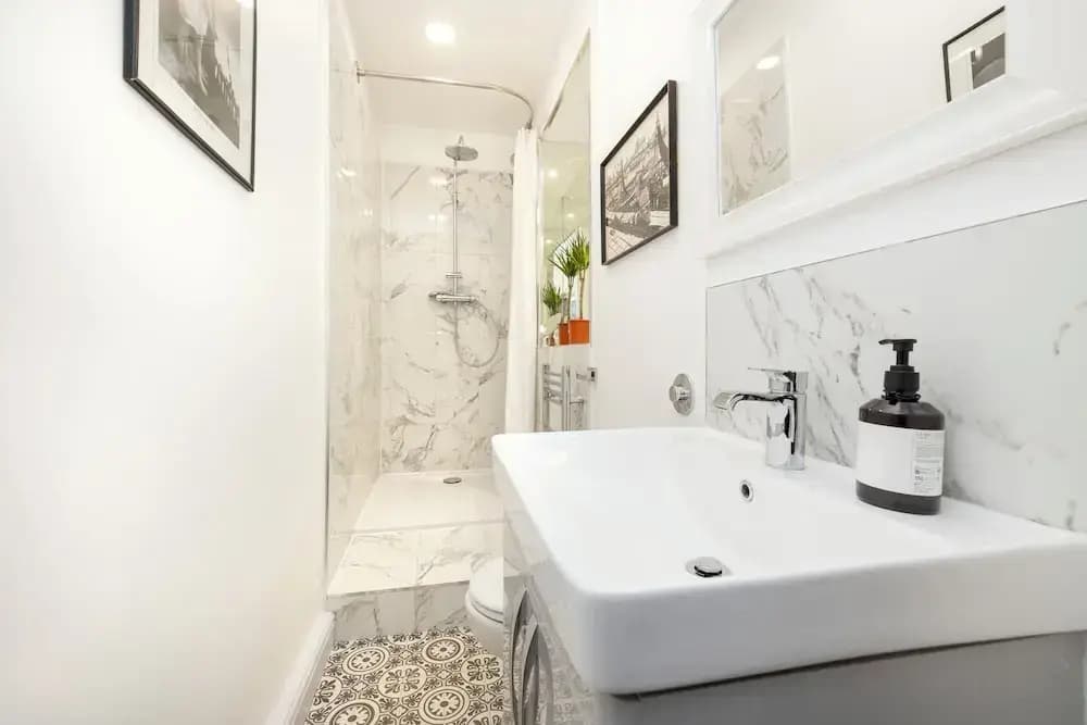 Spacious 2-Bedroom Ground Floor Flat - photo 31