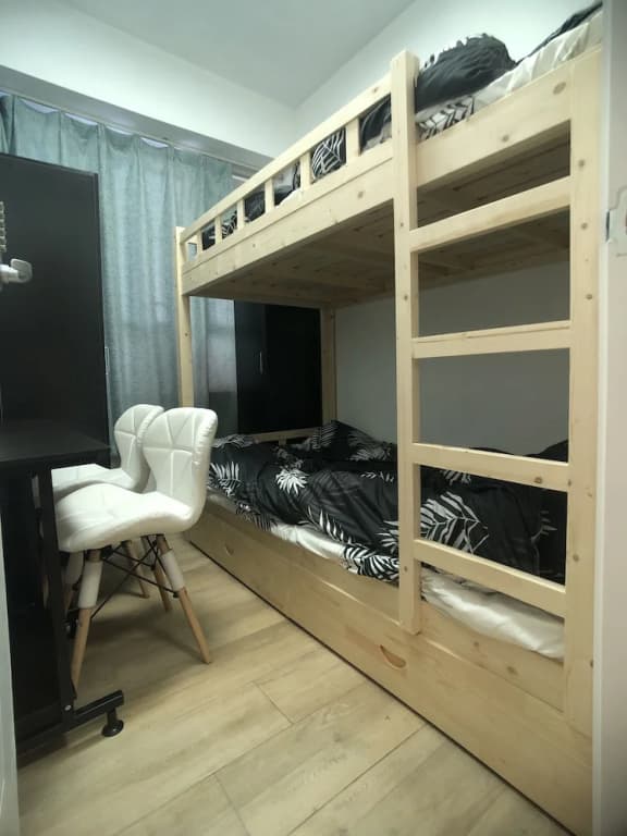Sunny’s Four Bedrooms Sea View Lock Hart Apartment - photo 4