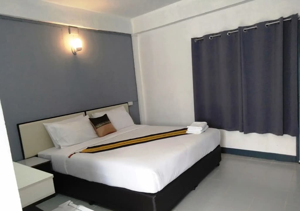 Northland House Hotel - photo 4
