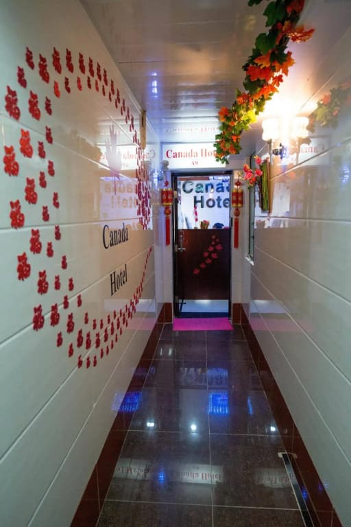 Canada Inn Hotel - photo 13