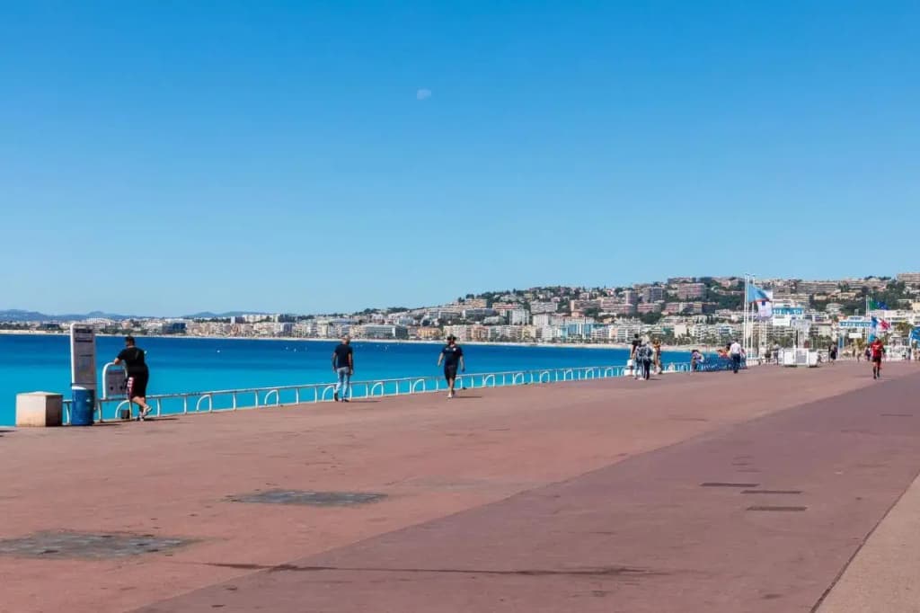 Hotel Beau Rivage - photo 15