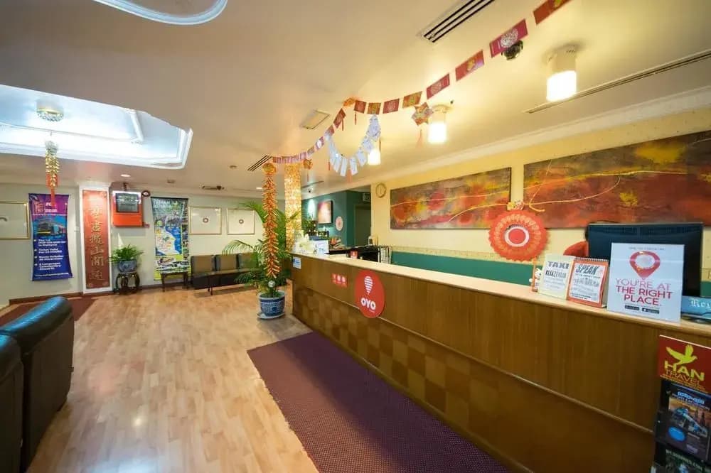 OYO 111 Hotel China Town Inn - photo 10