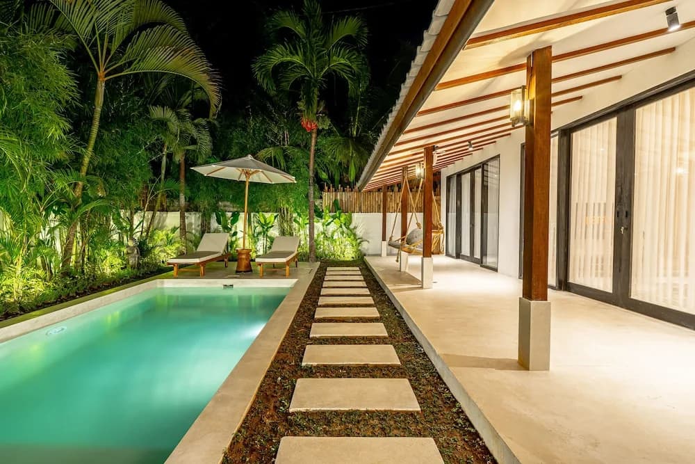 Udara by EVDEkimi - Spacious 4BR Pool villa with Lush garden at Artistic Center of Ubud - photo 39