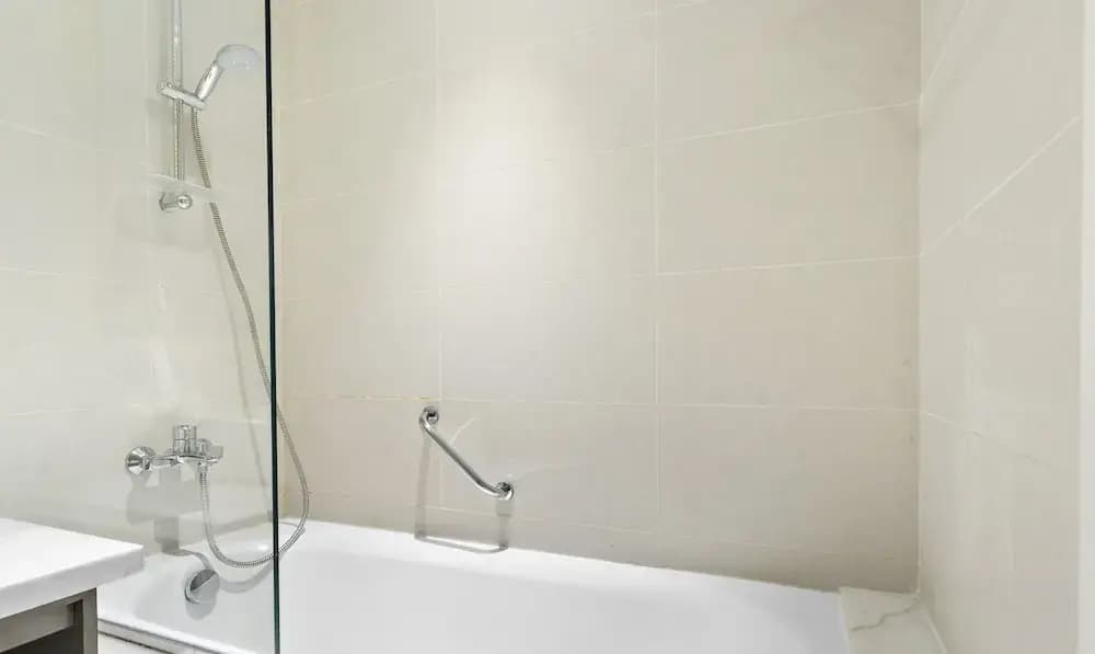 WelHome - Cozy Studio with Canal View in DAMAC Prive - photo 10