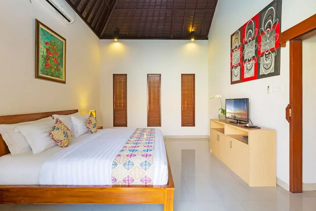 Kubal Villa and Living Seminyak - photo 4