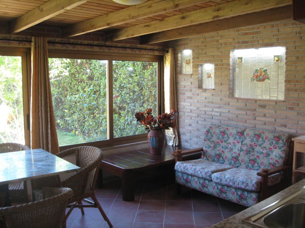 Country Apartments - photo 6