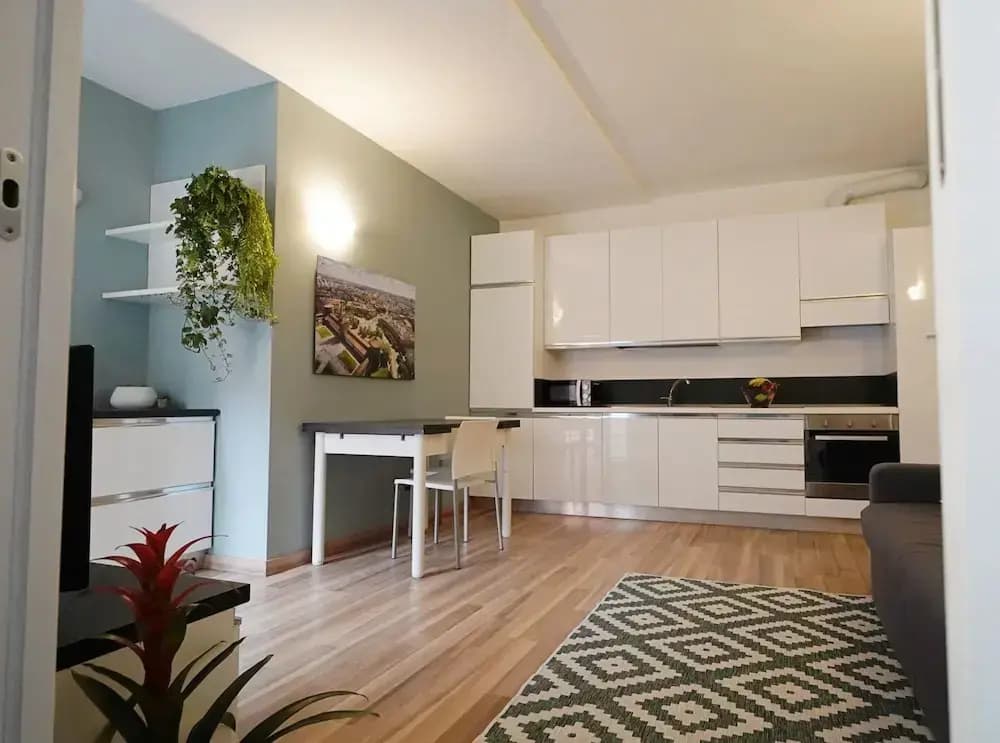 Cozy Apt With Gym & Parking, Milan - photo 4